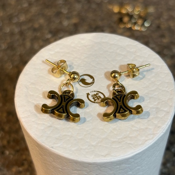 Celine bronze Earrings - Picture 2 of 5